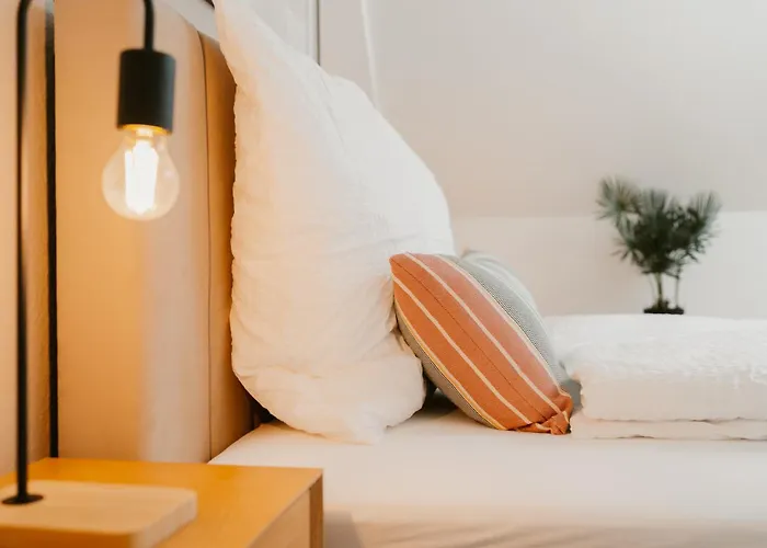 Jino L Elbblick - Wlan - Stilvoll Apartment Konigstein an der Elbe